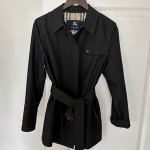 Burberry Belted Black Short Raincoat!